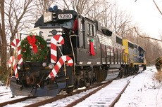 Browns Yard Santa Train 2005